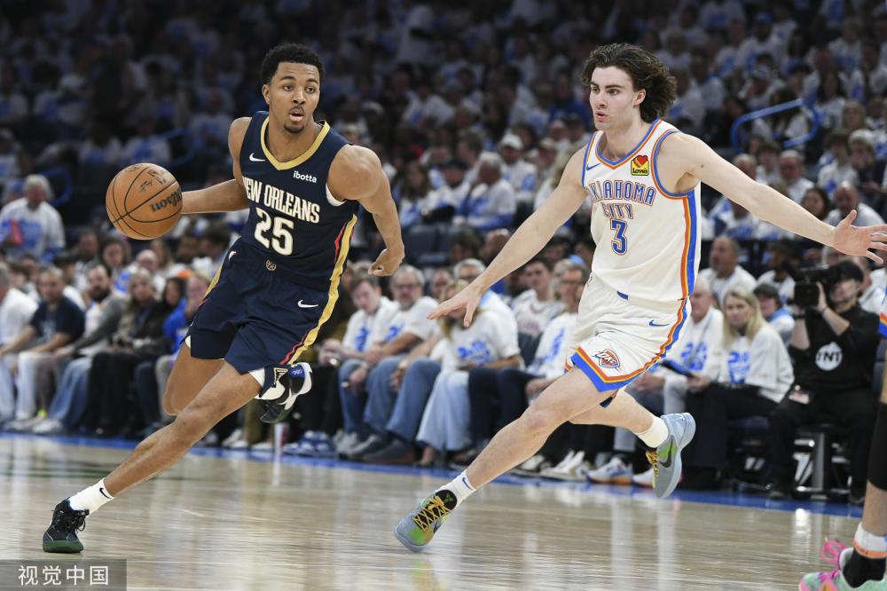 他完全进入 他完全进入