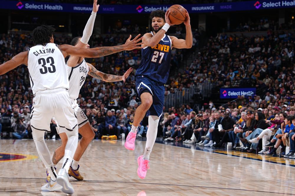 科雷亚肩负 科雷亚肩负